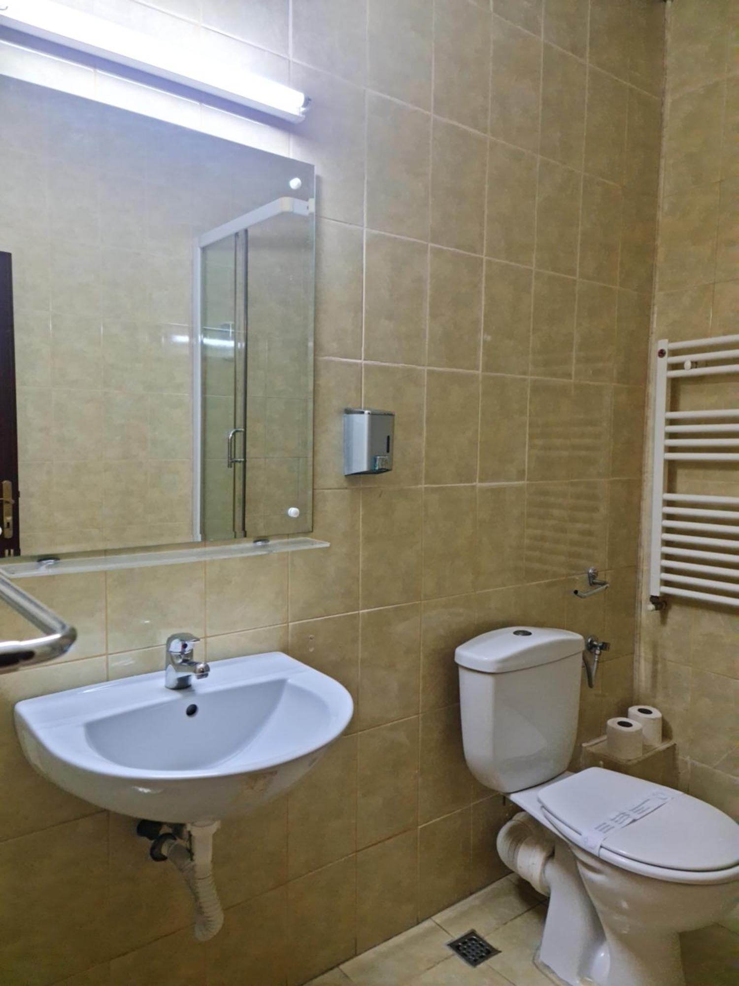 Hotel Magic Gt Trivale Piteşti Exterior foto