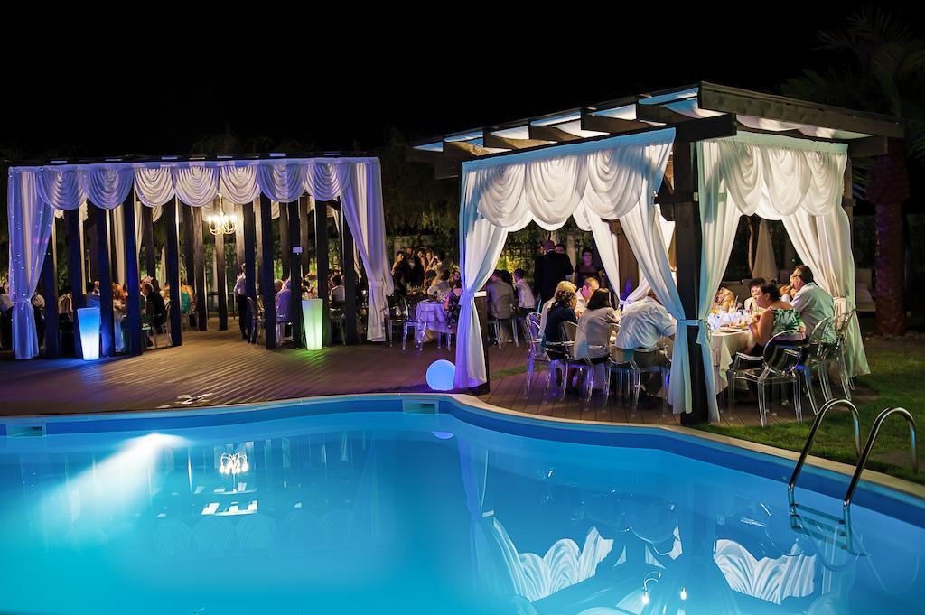 Hotel Magic Gt Trivale Piteşti Exterior foto